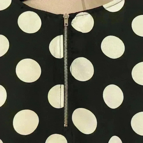 Women’s Polka Dot W5 Blouse - Picture 3 of 8